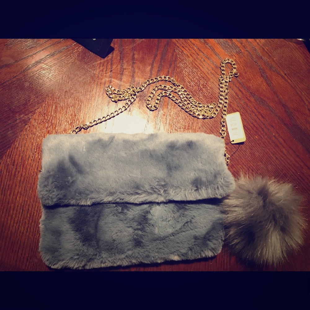 Cute fur crossbody bag.